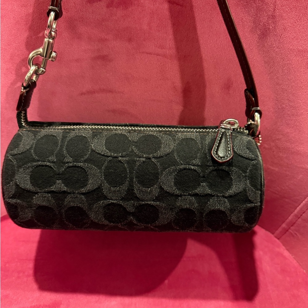 Coach Black Signature Cylinder bag - Picture 3 of 5